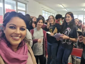 la scrittrice schiavulli incontra gli studenti