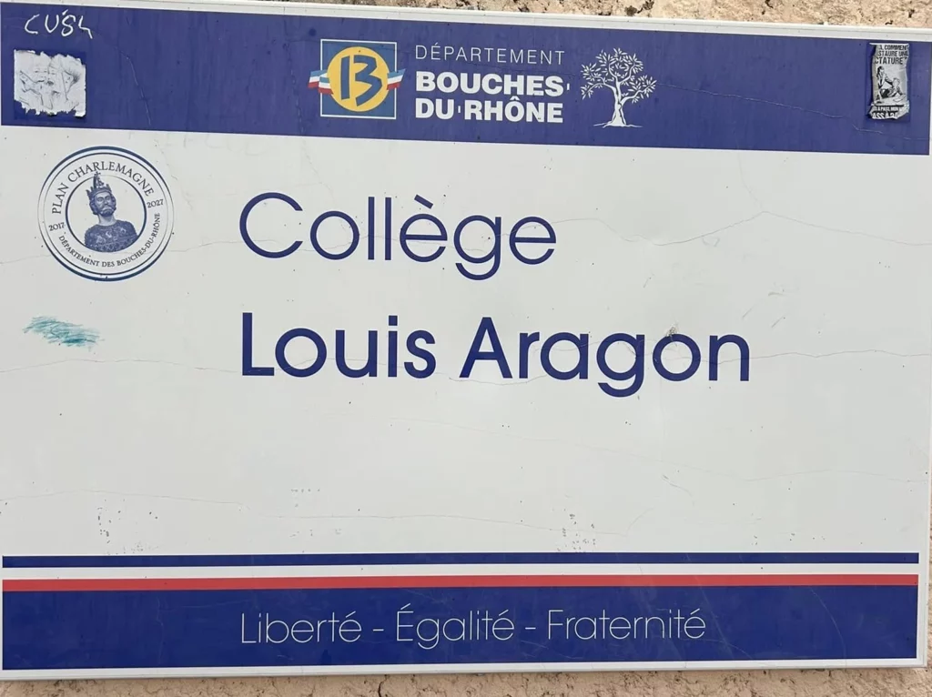 la targa della scuola